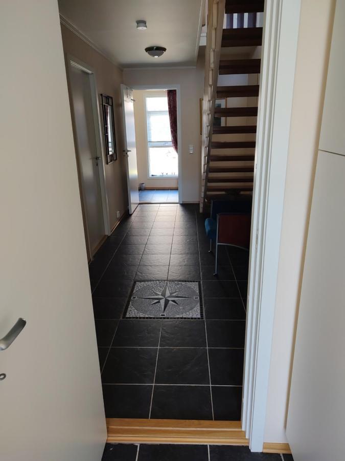 Tjeldsundbrua Overnatting - Sjohus1 Evenskjer Buitenkant foto
