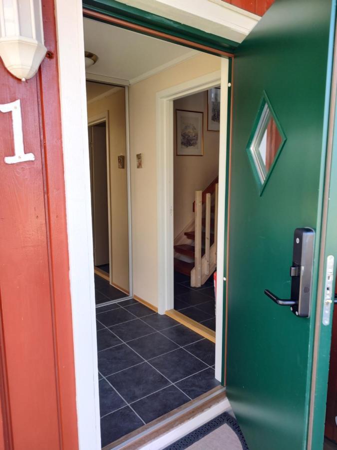 Tjeldsundbrua Overnatting - Sjohus1 Evenskjer Buitenkant foto